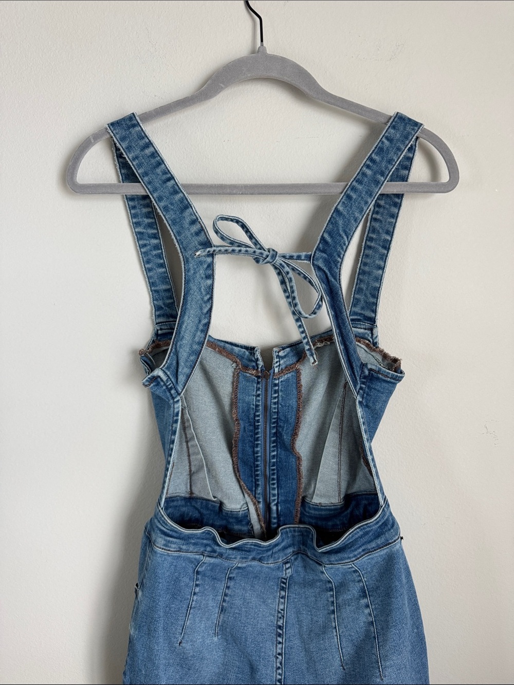 We The Free Denim Jumpsuit Size 10 Open Back Wide Leg Zip Front Free People - Picture 8 of 10
